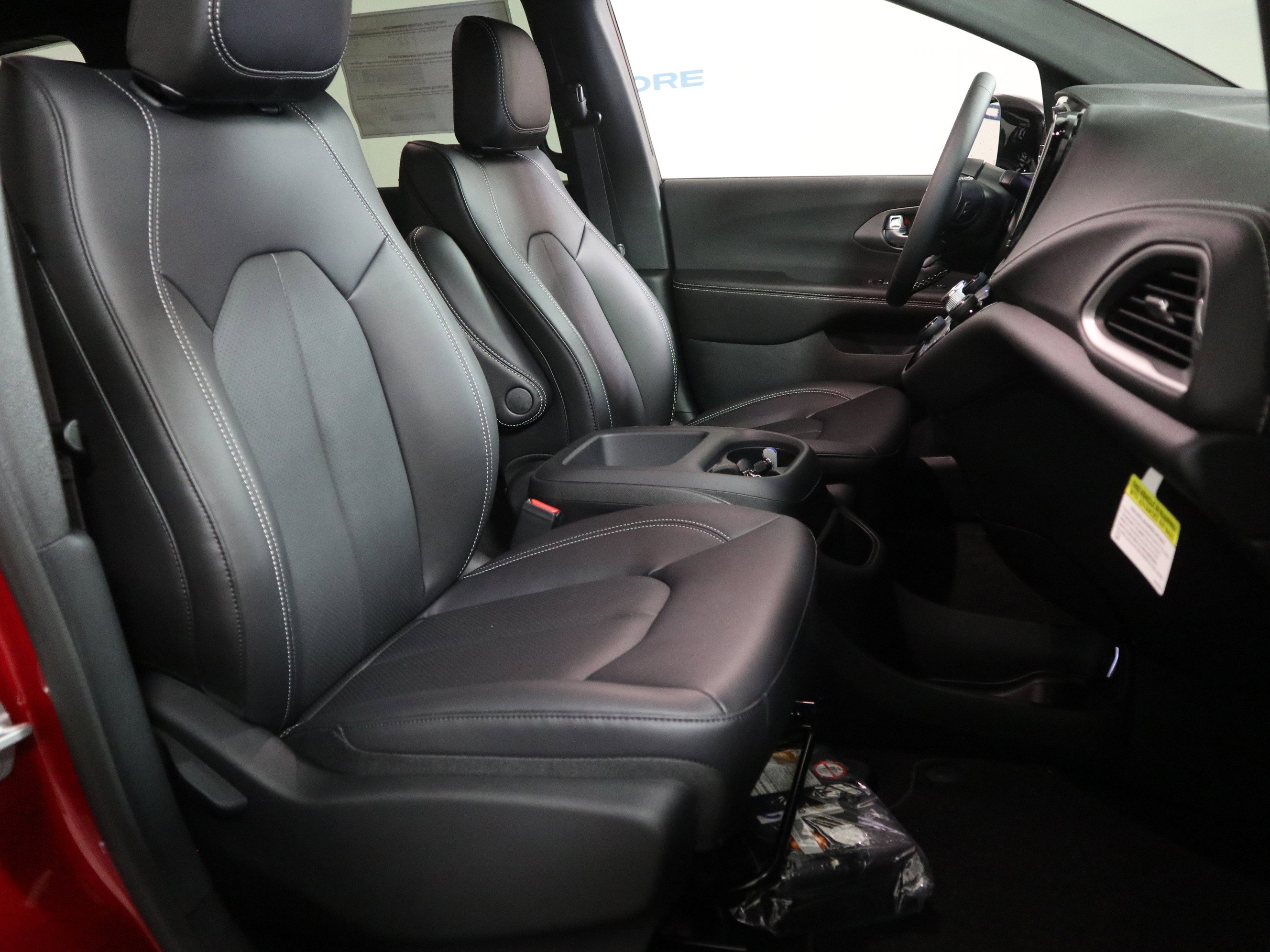 New 2026 Chrysler Pacifica Select image 20