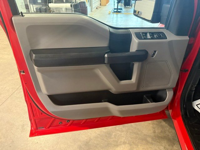 Used 2018 Ford F150 XL w/ Equipment Group 101A Mid AWD/4WD image 37