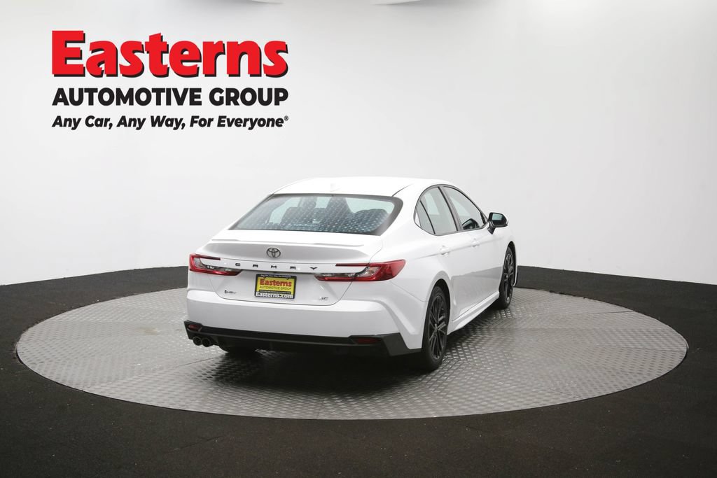 Used 2025 Toyota Camry SE FWD image 38