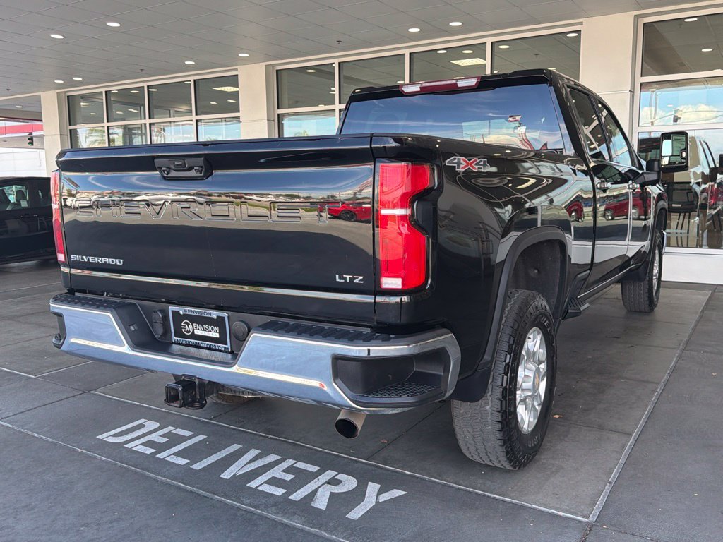 Used 2024 Chevrolet Silverado 2500 LTZ AWD/4WD image 14