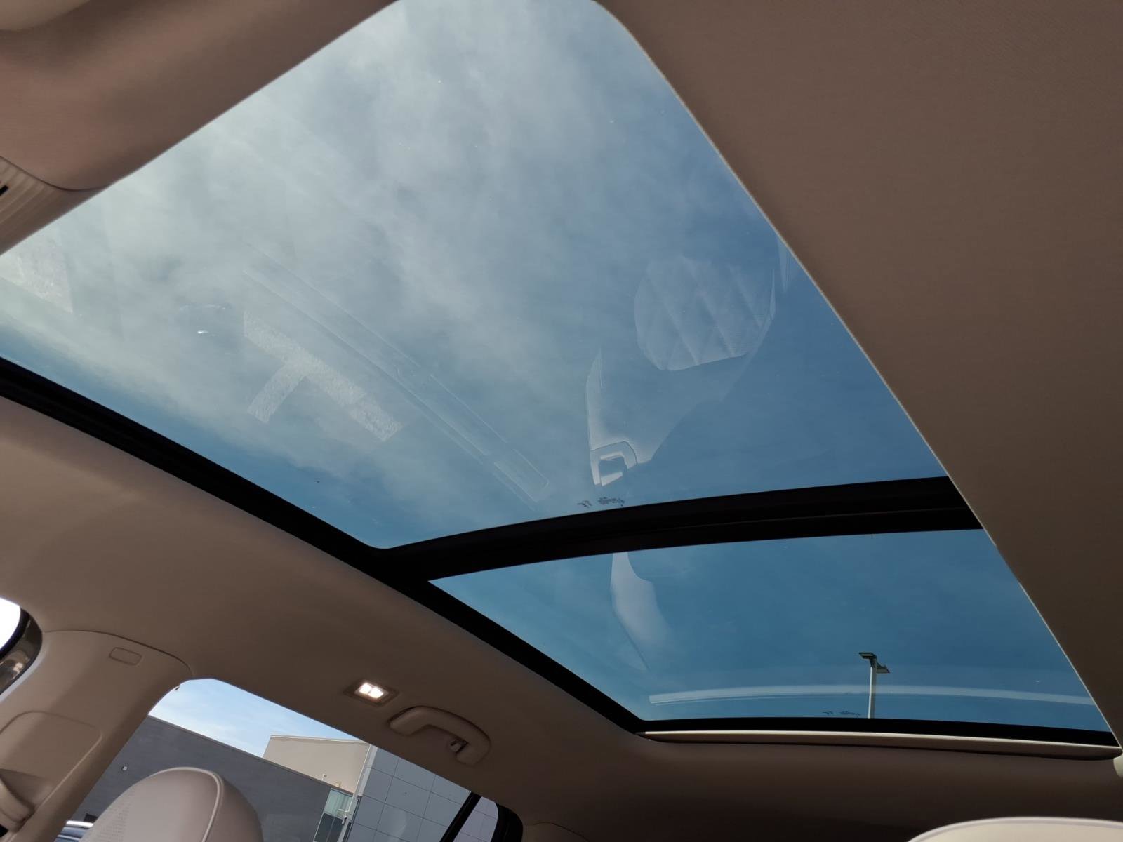 New 2026 Volkswagen Atlas SEL Premium R-Line image 10