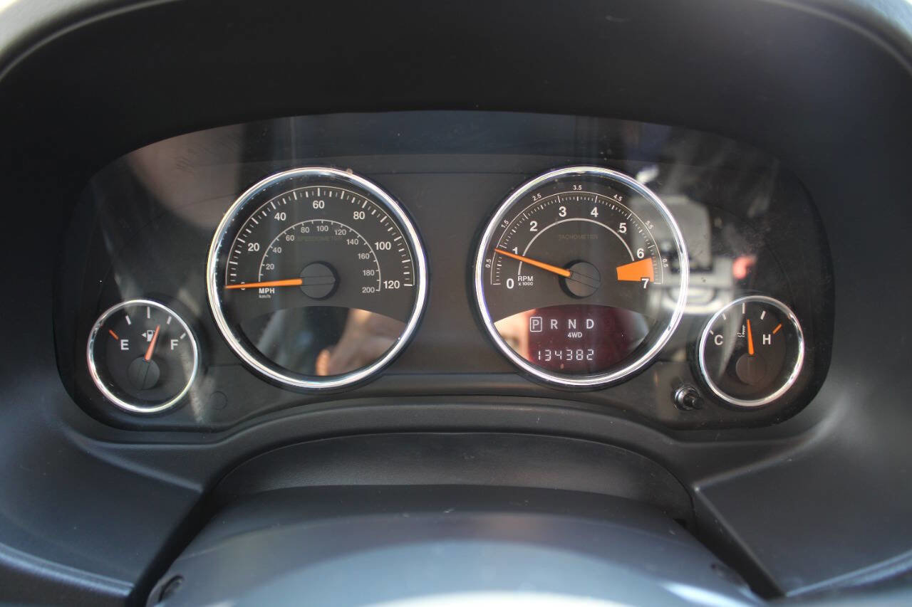 Used 2016 Jeep Compass Latitude image 38