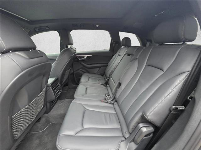 Used 2025 Audi Q7 2.0T Premium Plus w/ Premium Plus Package AWD/4WD image 14