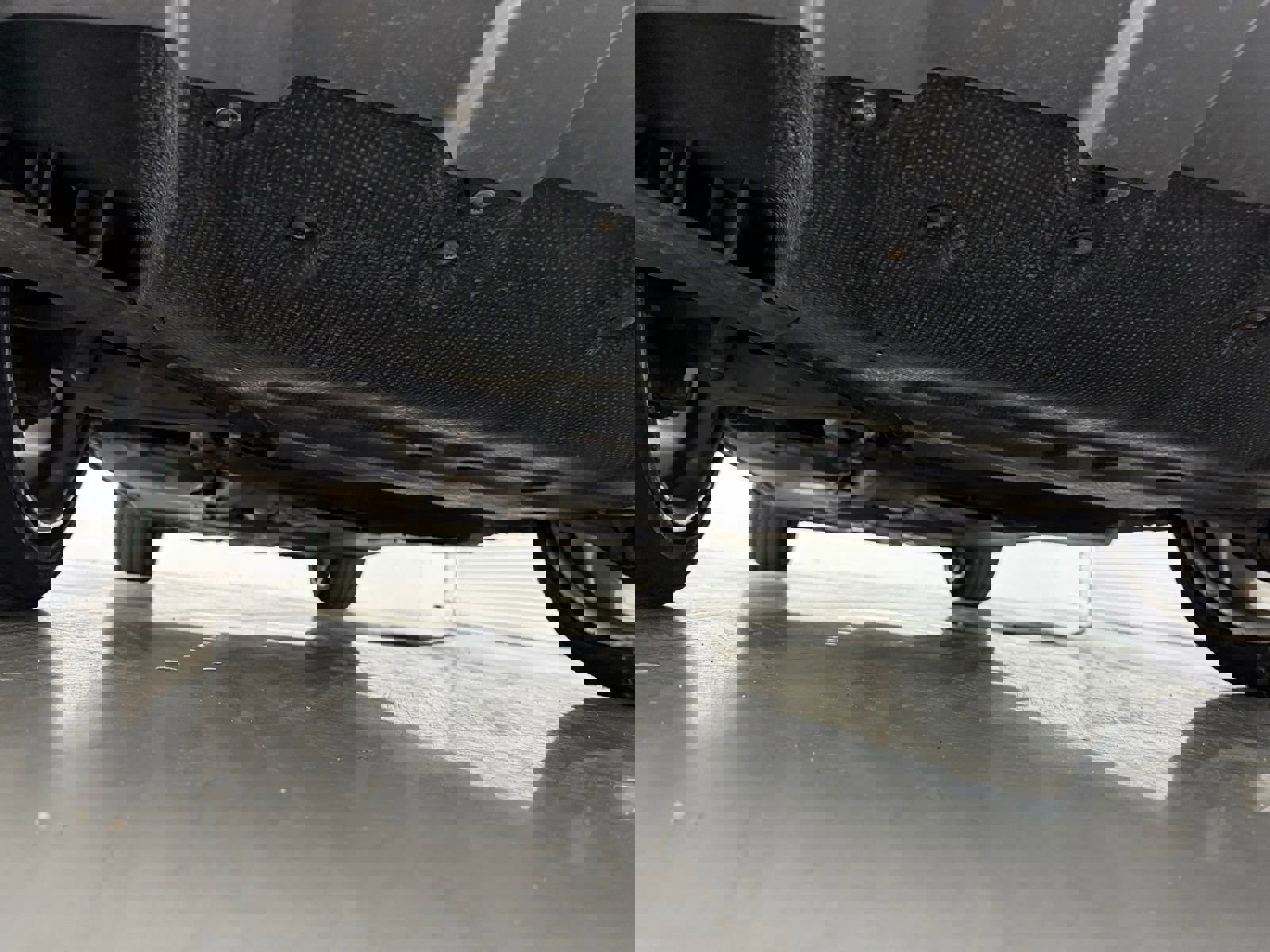 Used 2018 Bentley Bentayga image 56