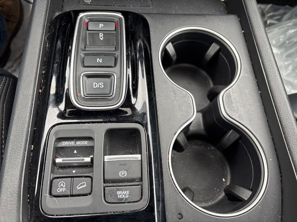 Used 2025 Honda Pilot Touring image 26