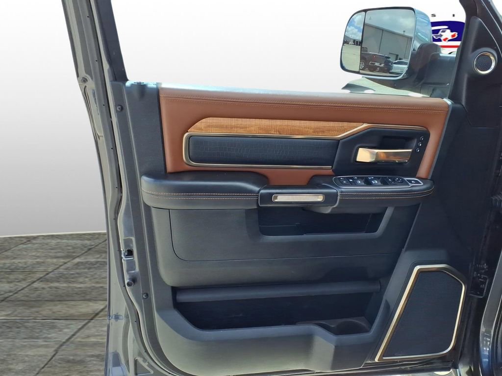 Used 2022 RAM 3500 Limited image 10