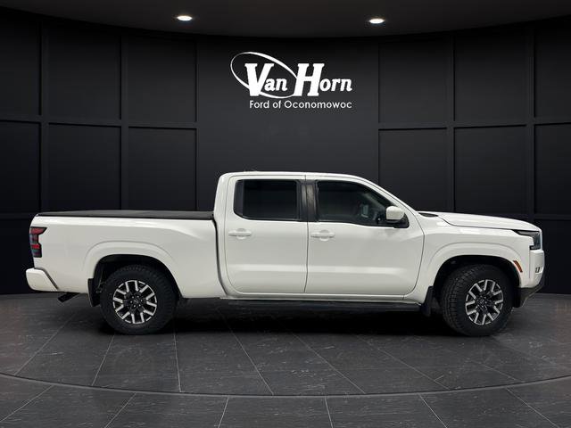 Used 2022 Nissan Frontier SV AWD/4WD image 8