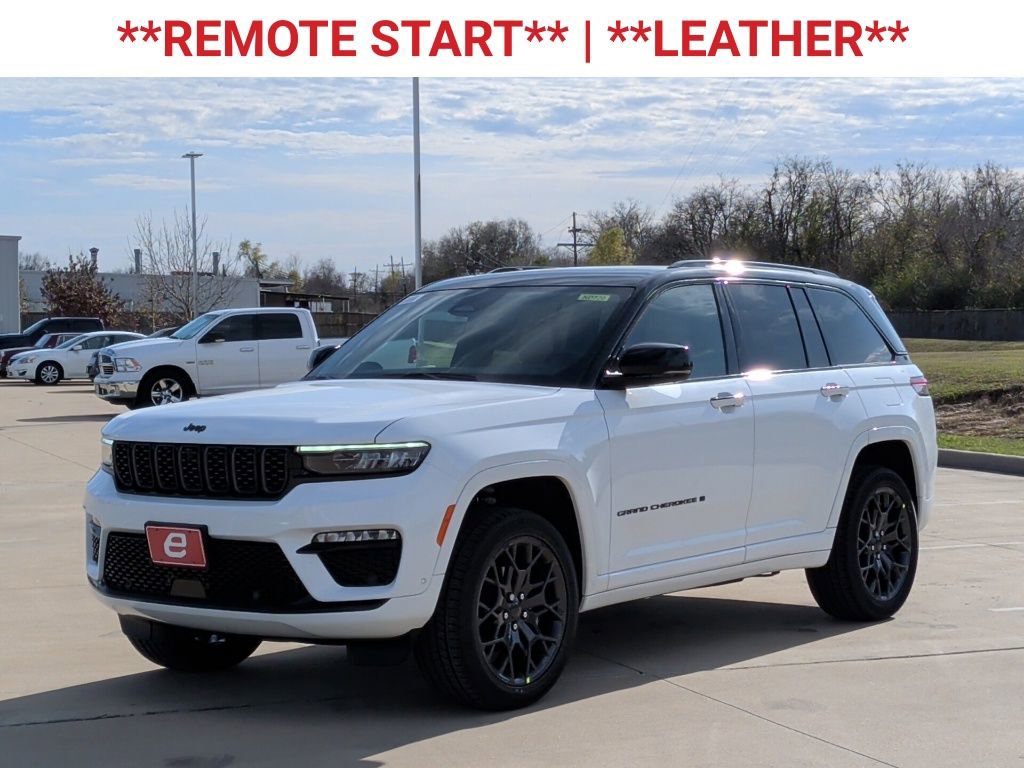 New 2025 Jeep Grand Cherokee Summit image 3
