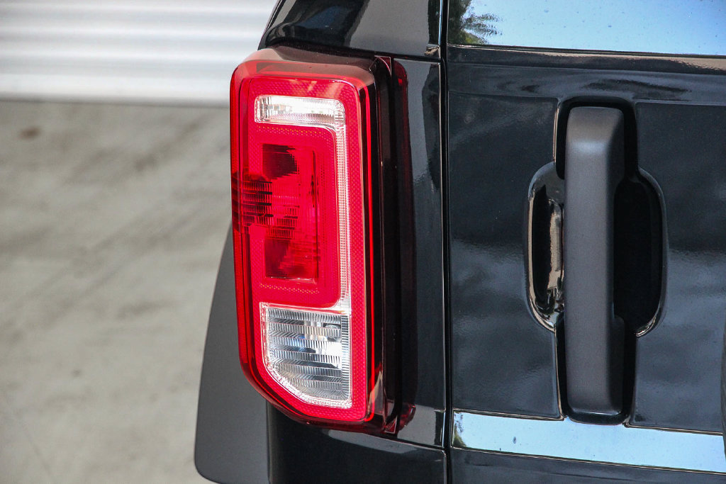 New 2025 Ford Bronco 4-Door AWD/4WD image 8