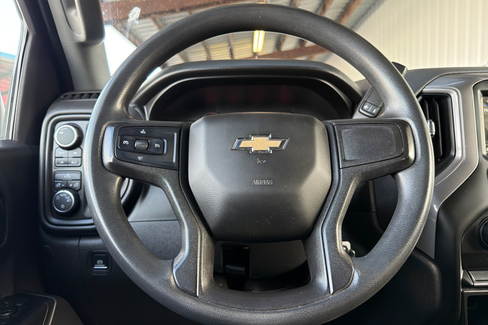Used 2019 Chevrolet Silverado 1500 Custom w/ Custom Value Package AWD/4WD image 20