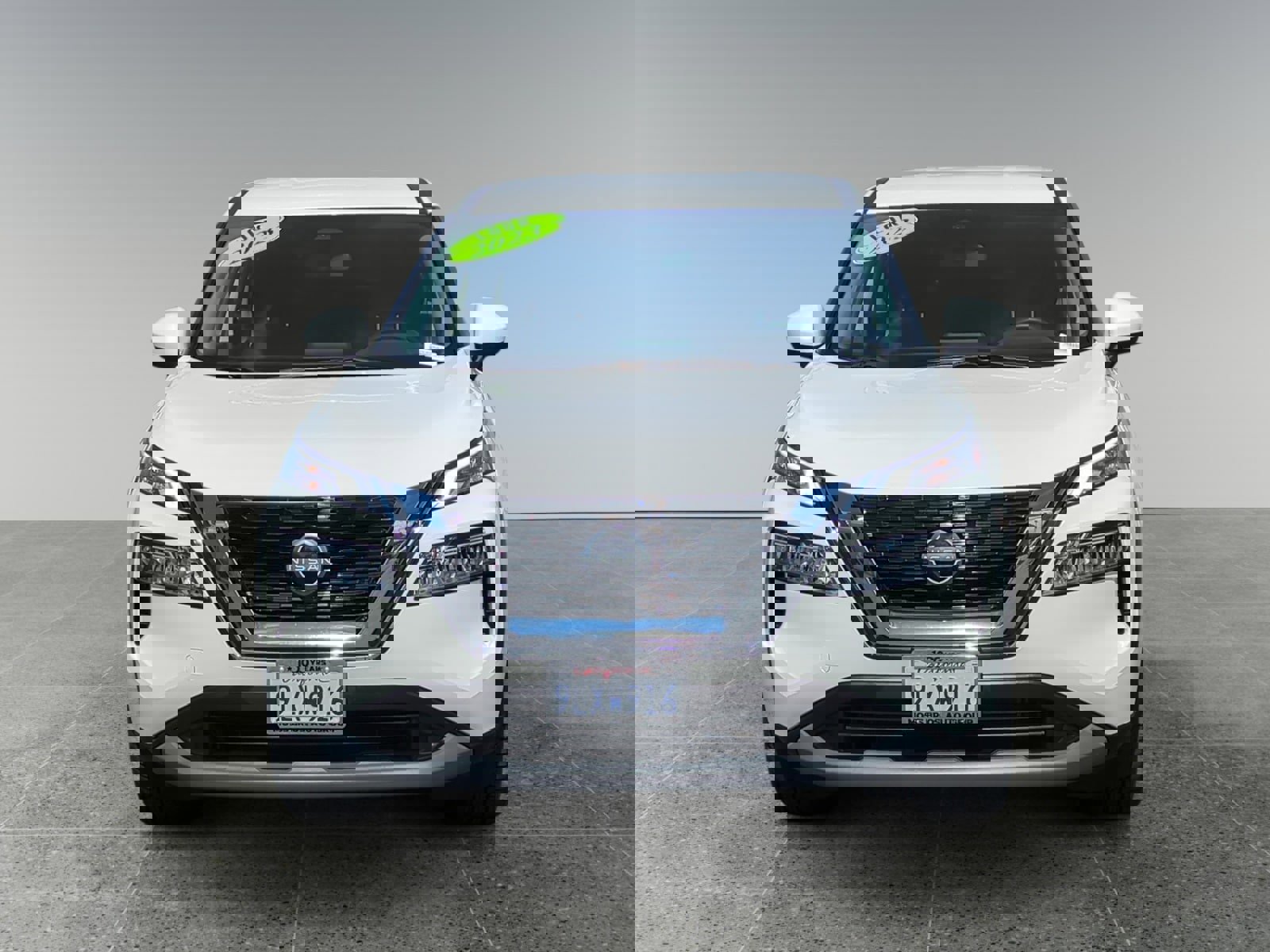 Used 2023 Nissan Rogue SV image 8