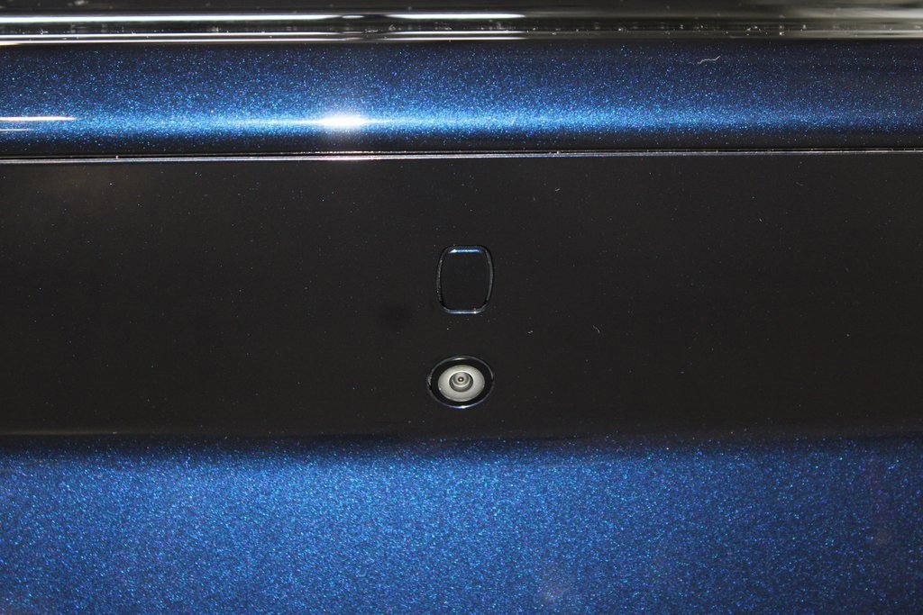 Used 2023 Genesis G70 2.0T image 41