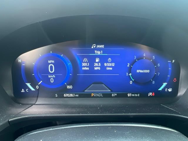 Used 2022 Ford Escape Titanium AWD/4WD image 25