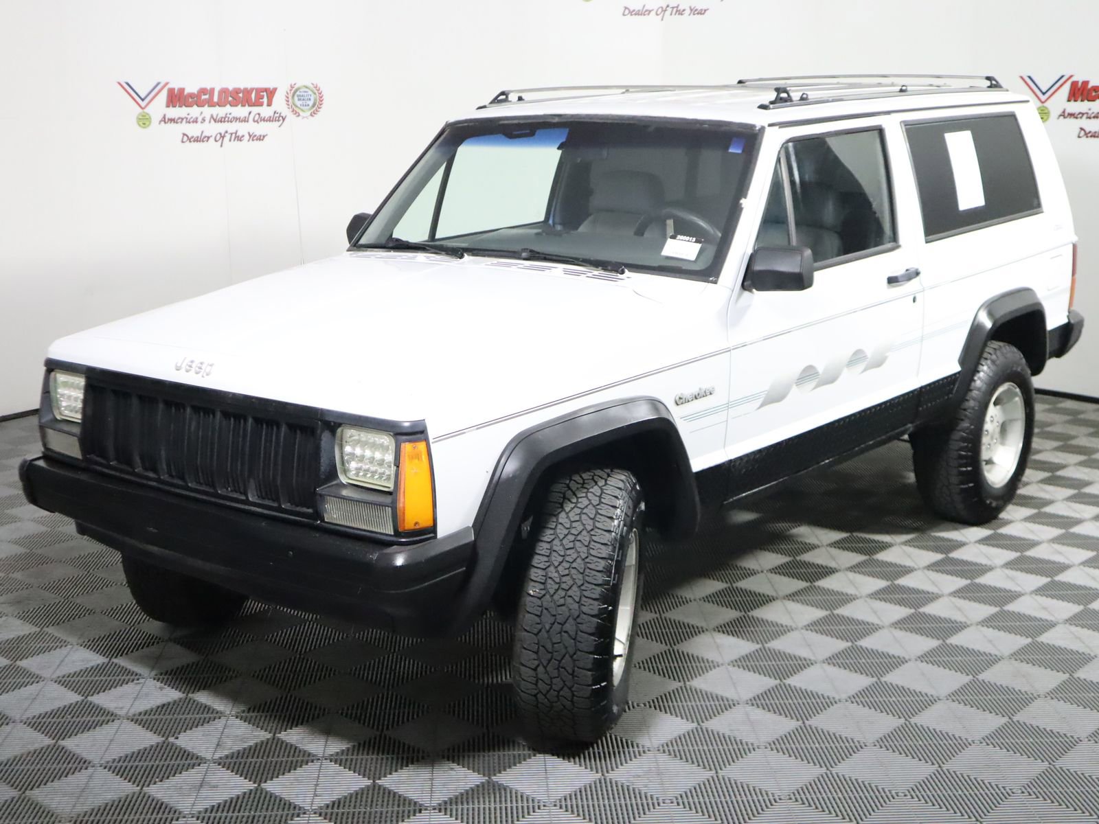 Used 1993 Jeep Cherokee 4WD 2-Door image 11