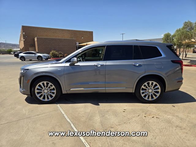 Used 2021 Cadillac XT6 Premium Luxury FWD image 3
