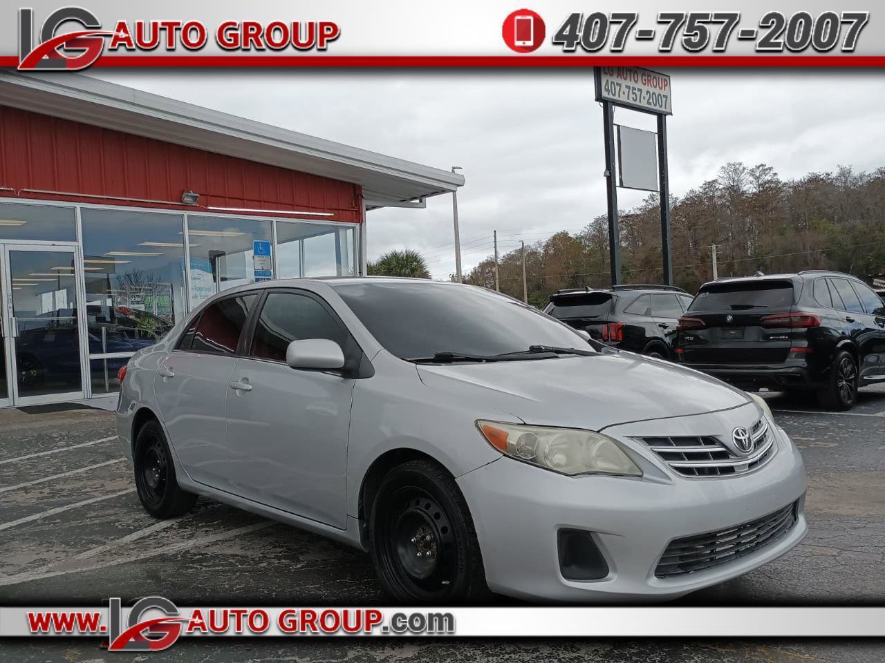 Used 2013 Toyota Corolla LE FWD image 1