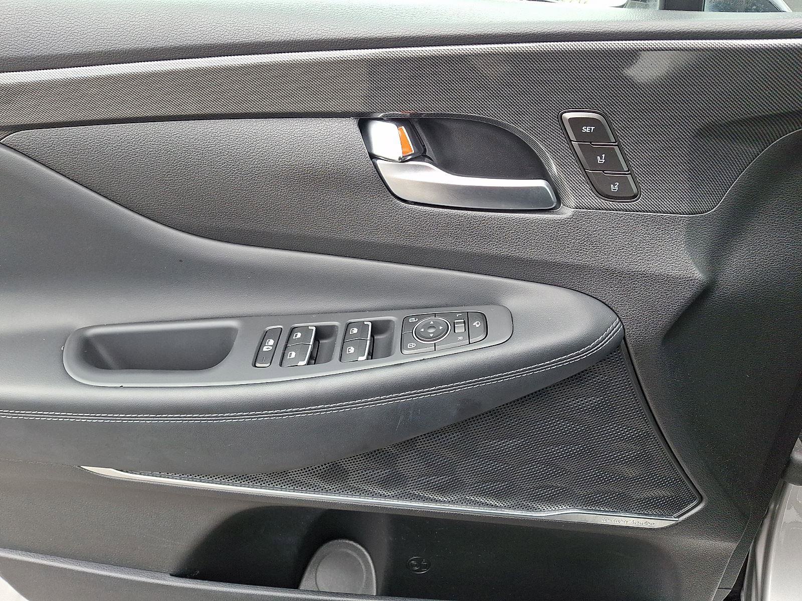 Used 2022 Hyundai Santa Fe Limited w/ Cargo Package image 12