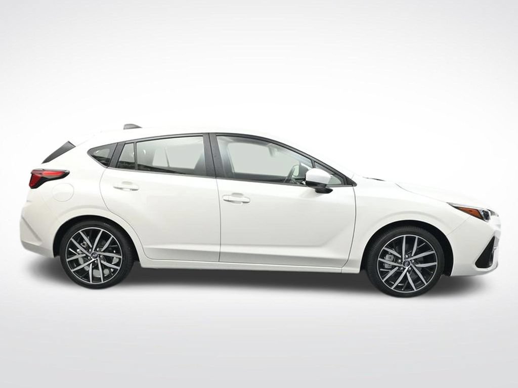Used 2025 Subaru Impreza 2.0i Sport AWD/4WD image 9