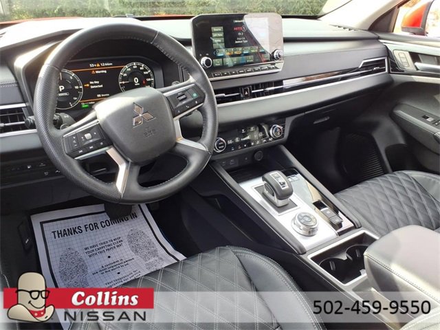 Used 2023 Mitsubishi Outlander SEL image 6