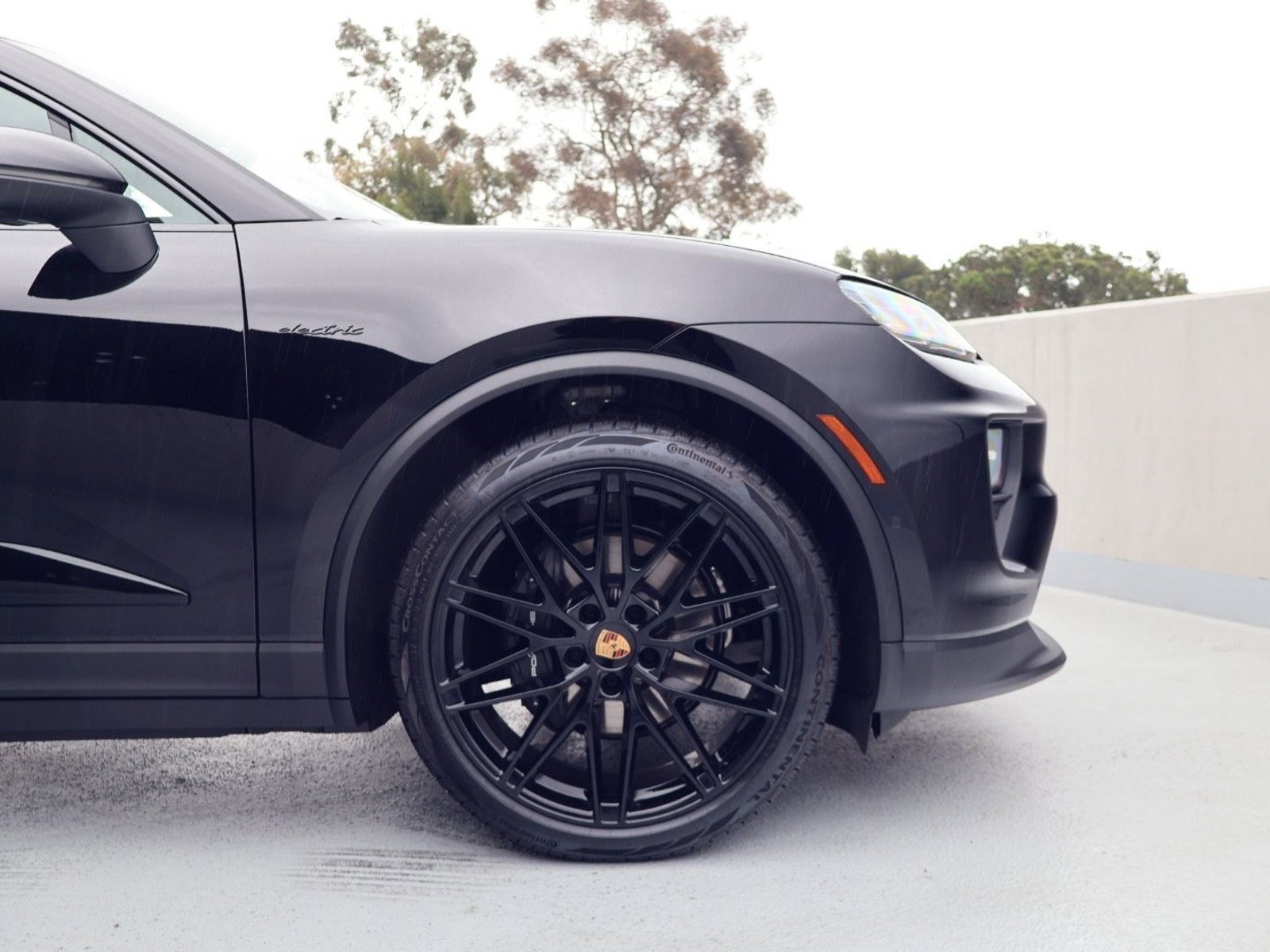 New 2026 Porsche Macan Electric RWD image 11