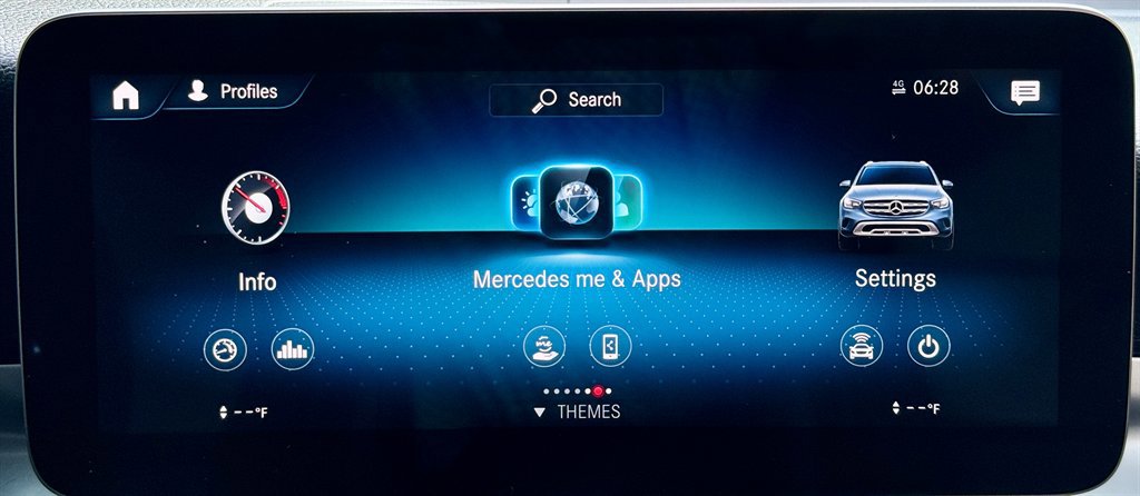 Used 2021 Mercedes-Benz GLC 300 4MATIC w/ AMG Line image 65