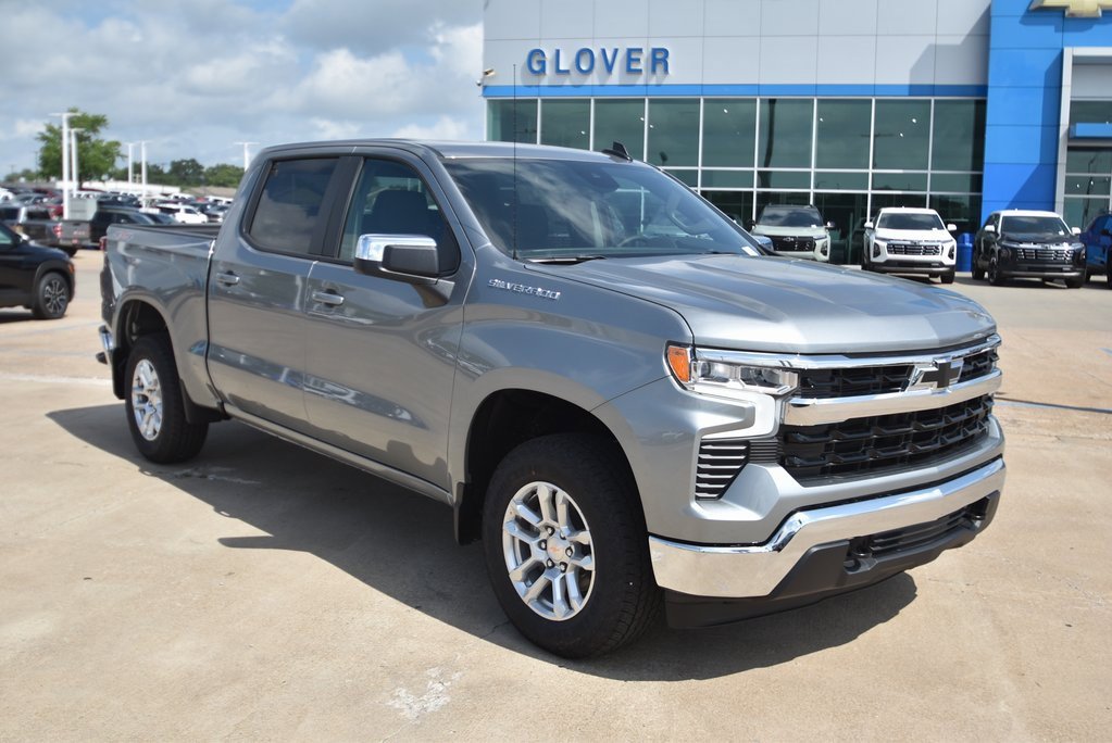 New 2025 Chevrolet Silverado 1500 LT w/ LPO, Liner Protection Package