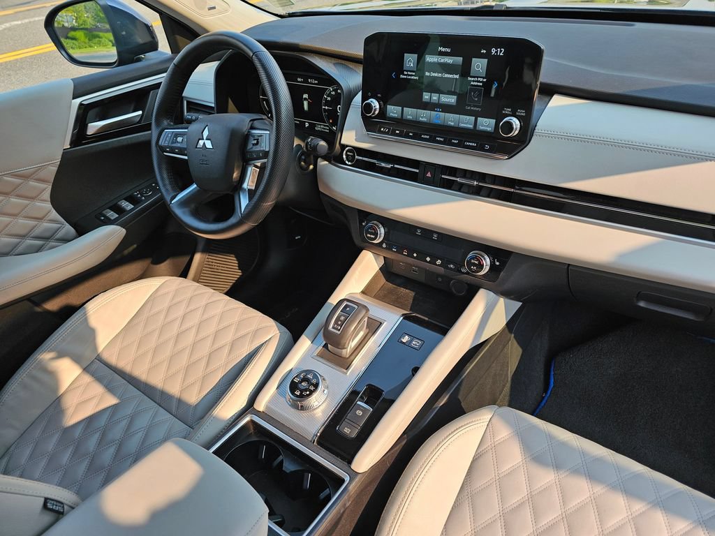 Used 2023 Mitsubishi Outlander SEL 40th Anniversary AWD/4WD image 13