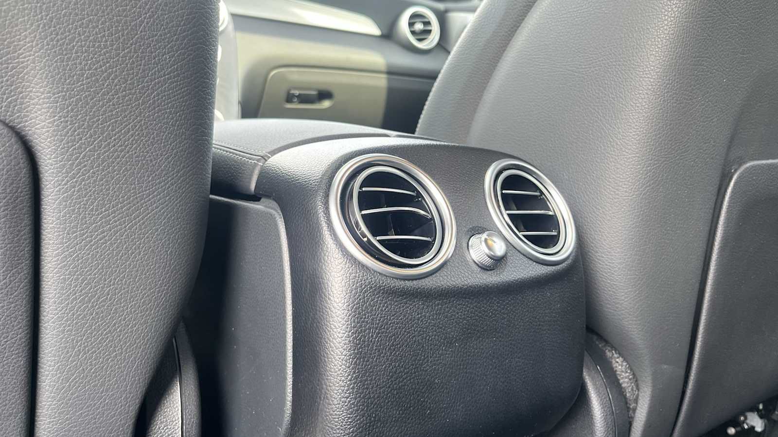 Certified 2023 Mercedes-Benz GLC 300 4MATIC Coupe image 41