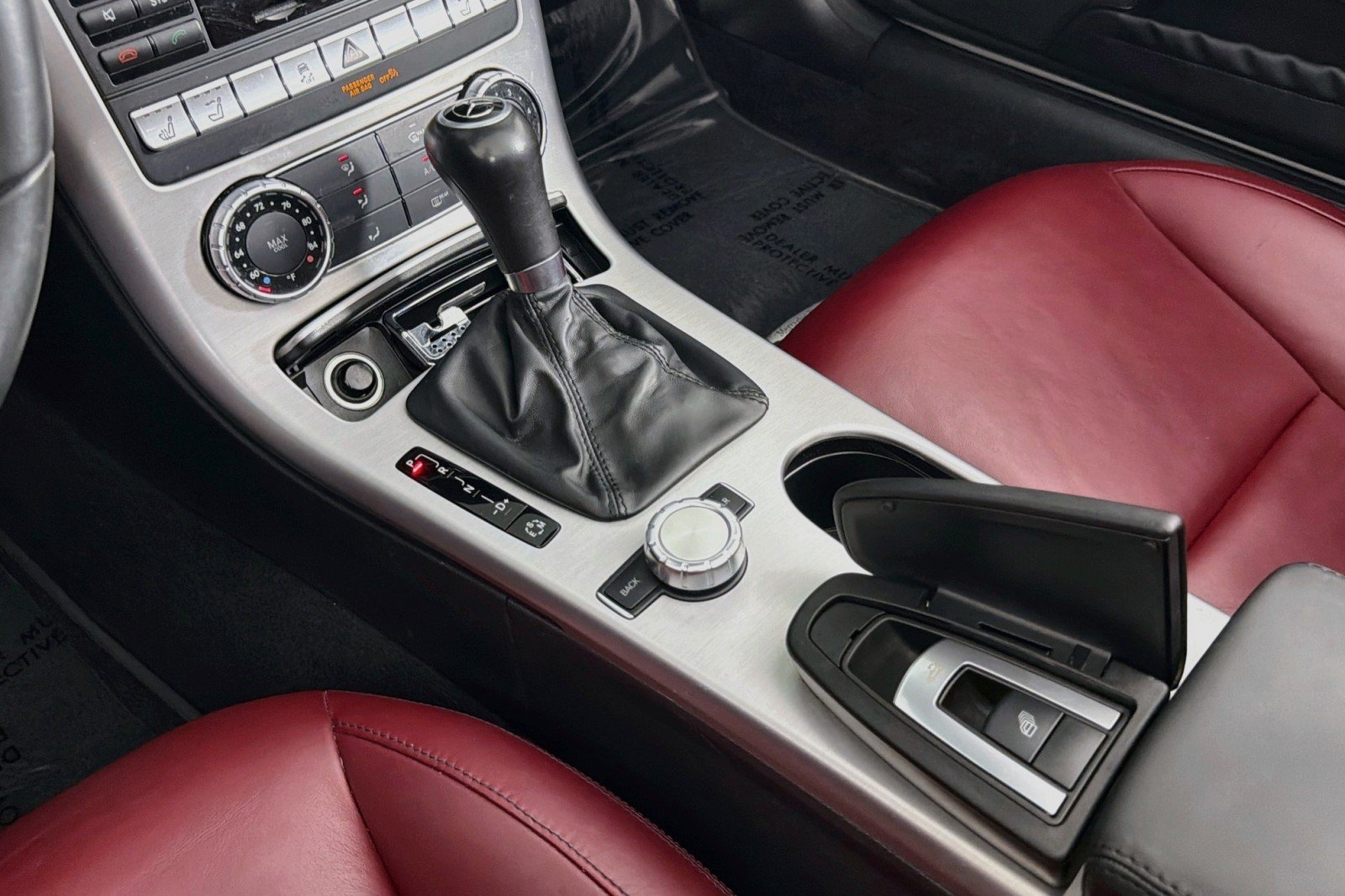 Used 2015 Mercedes-Benz SLK 250 image 7