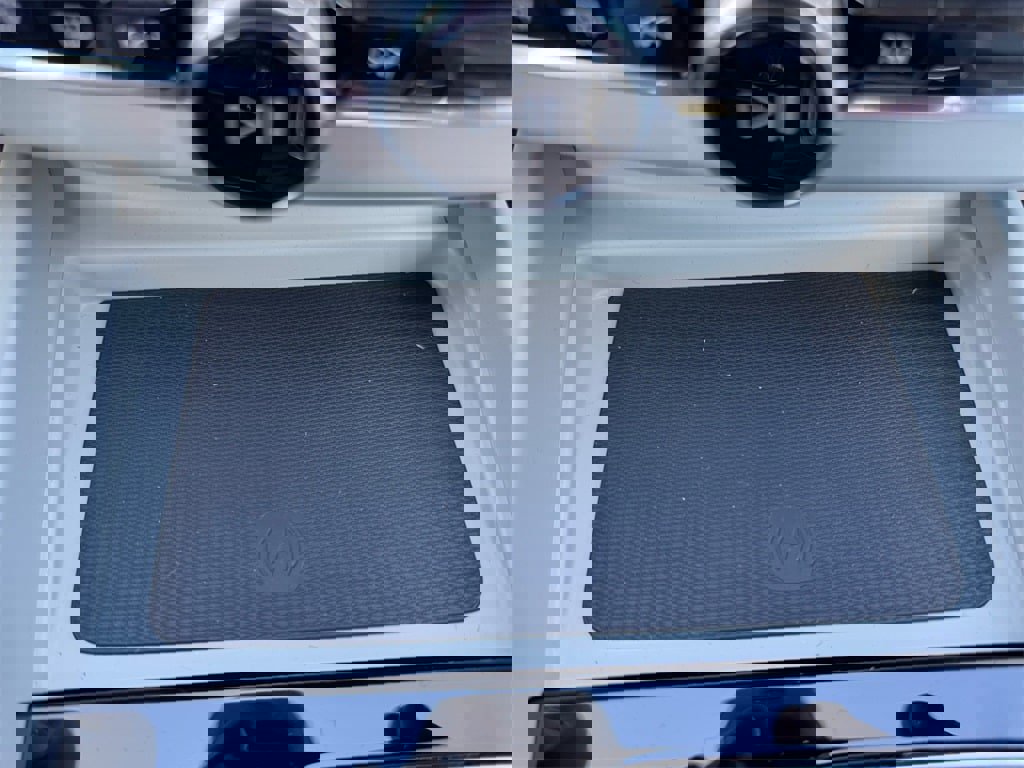 New 2026 Volvo XC60 T8 Ultra w/ Protection Package Premier image 12