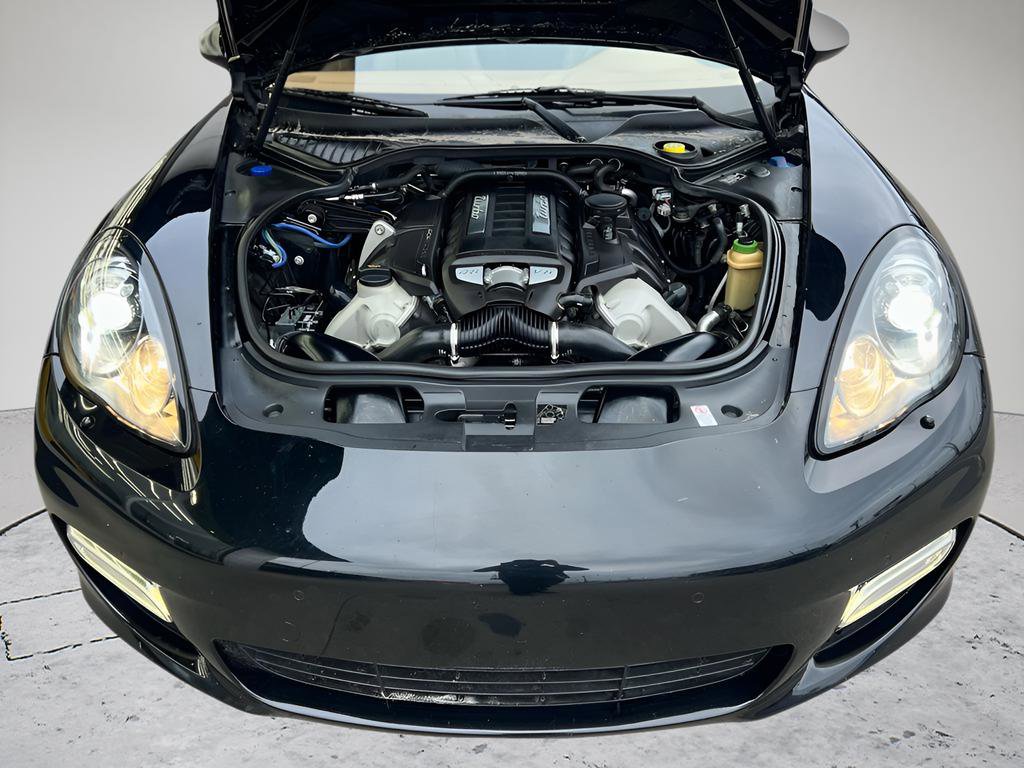 Used 2012 Porsche Panamera Turbo image 43
