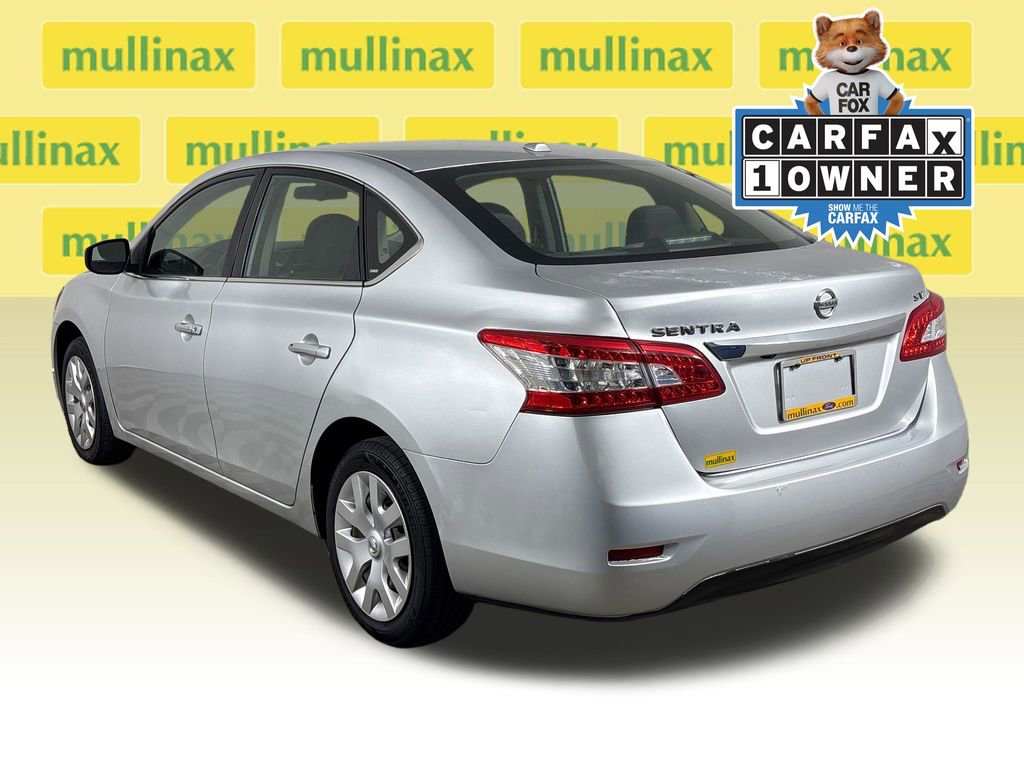 Used 2015 Nissan Sentra SV FWD image 11