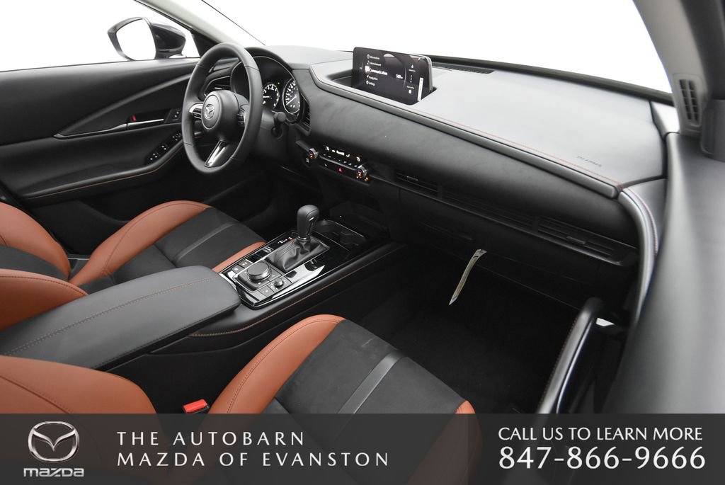 Certified 2025 MAZDA CX-30 Carbon image 24