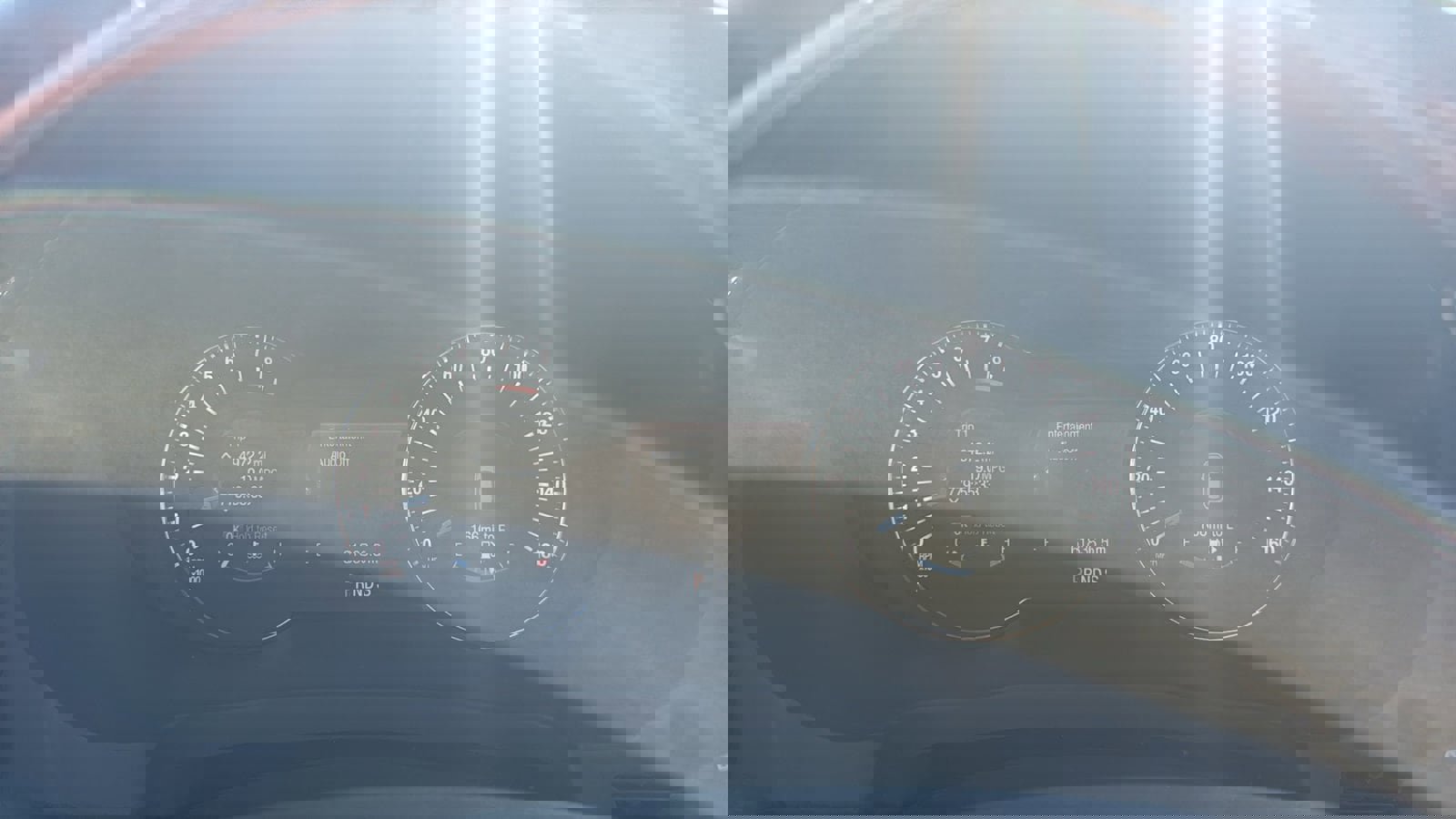 Used 2017 Ford Explorer Platinum image 10