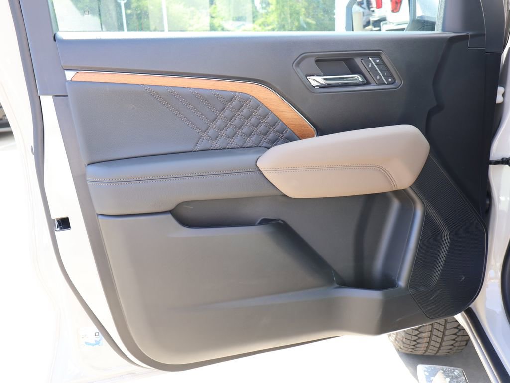 New 2026 GMC Canyon Denali AWD/4WD image 12