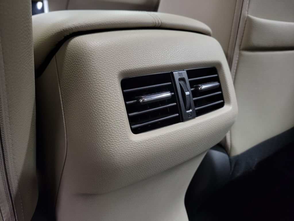 Used 2016 Honda Accord EX-L image 29