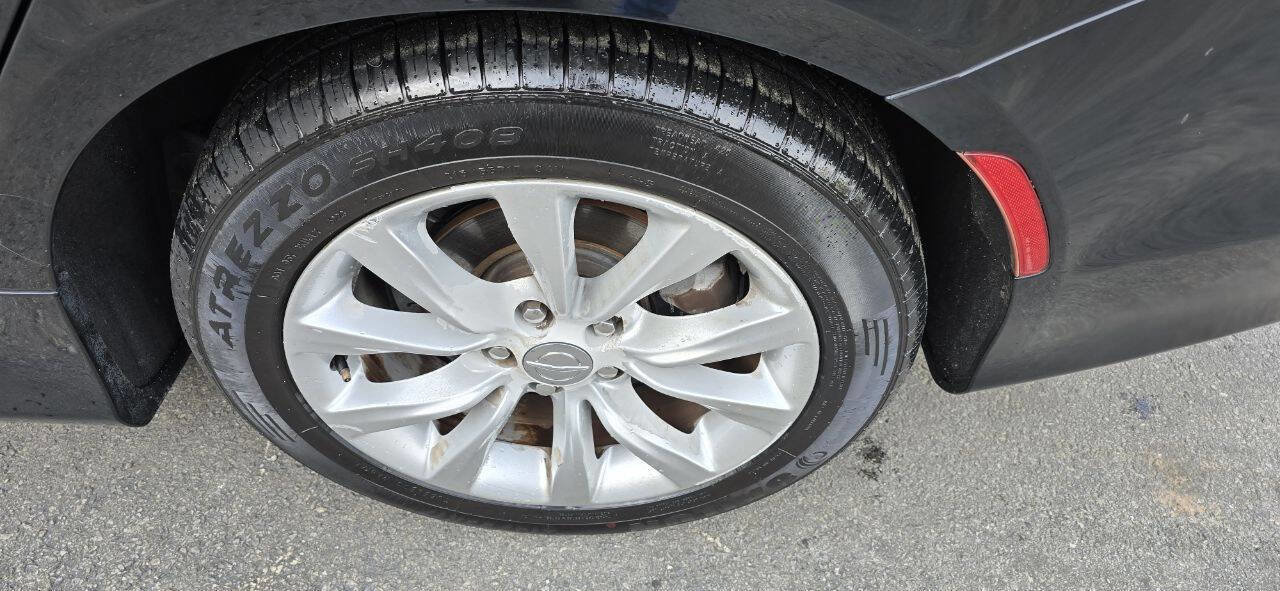Used 2016 Chrysler 200 C w/ Navigation & Sound Group I image 13