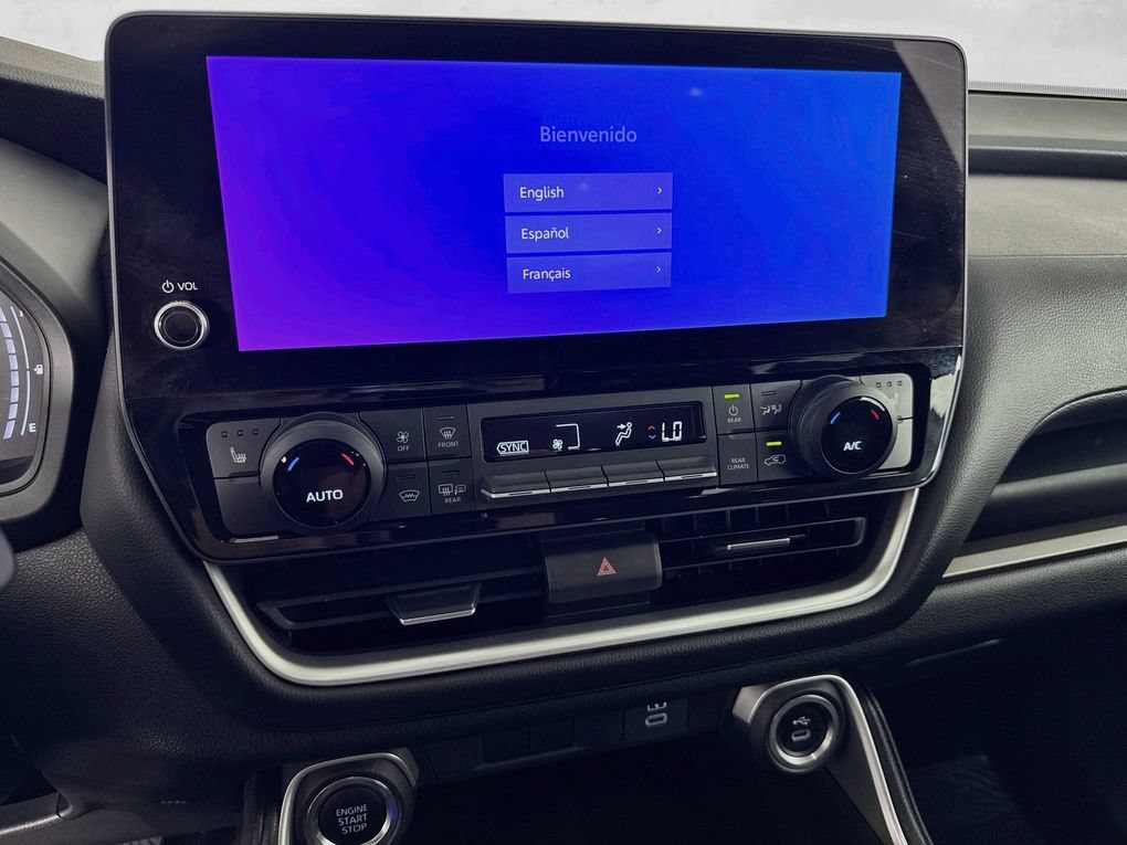 Used 2025 Toyota Grand Highlander FWD image 19
