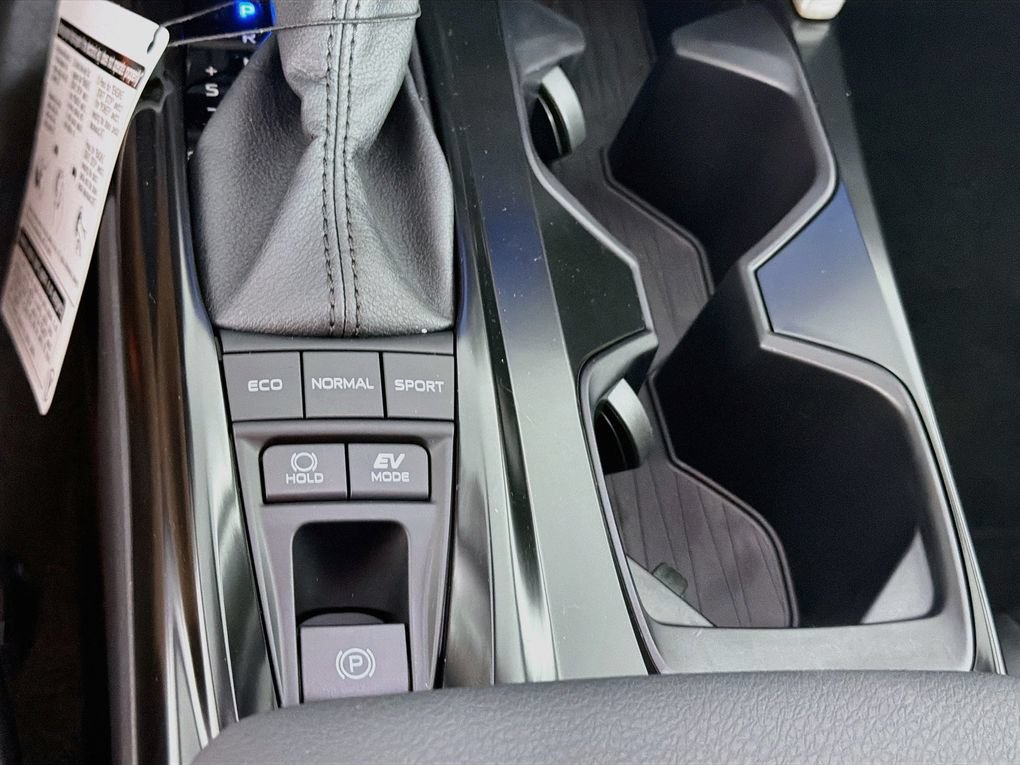 New 2026 Toyota Camry SE FWD image 19