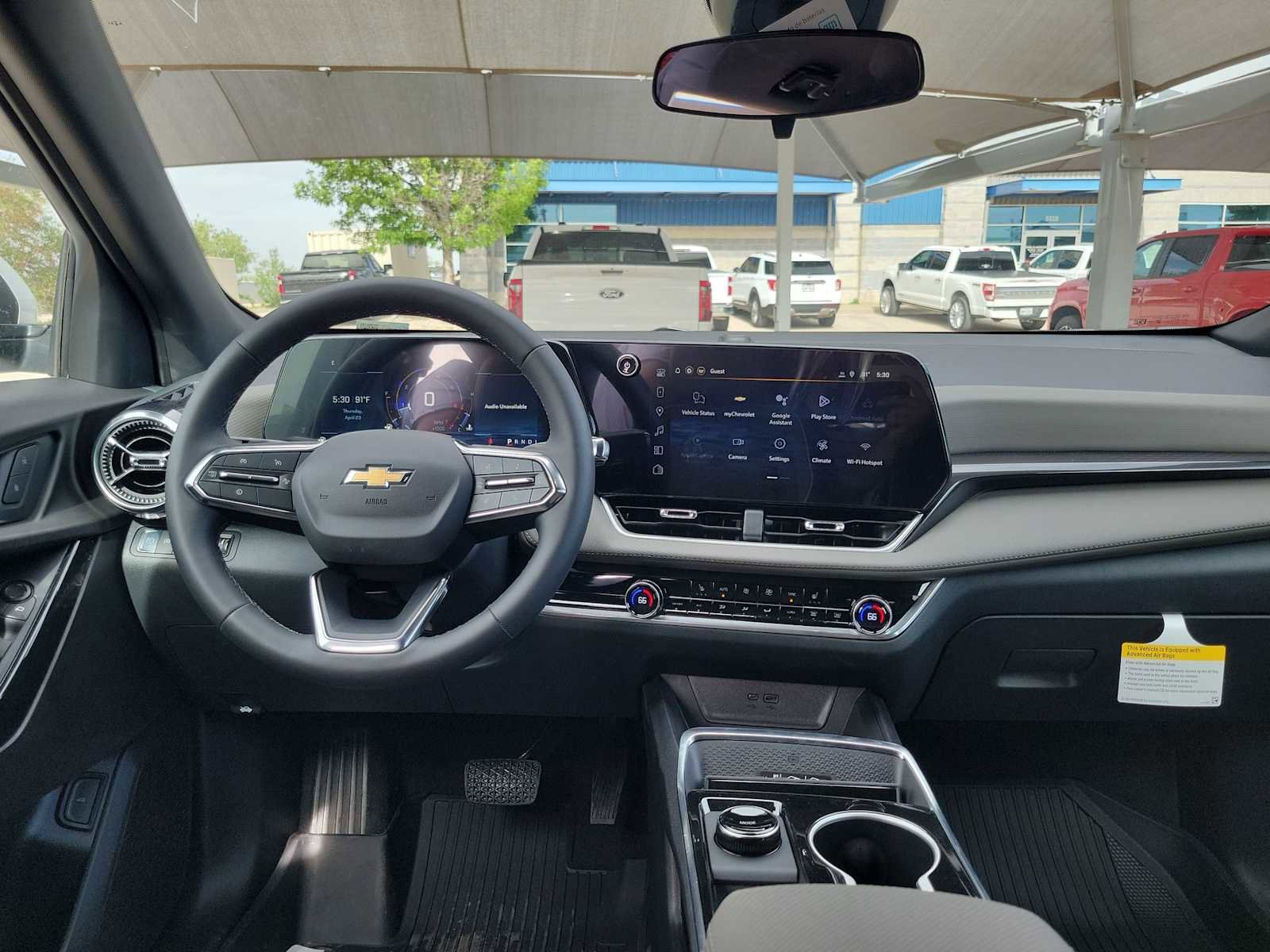 New 2026 Chevrolet Equinox LT w/ Convenience Package II FWD image 14