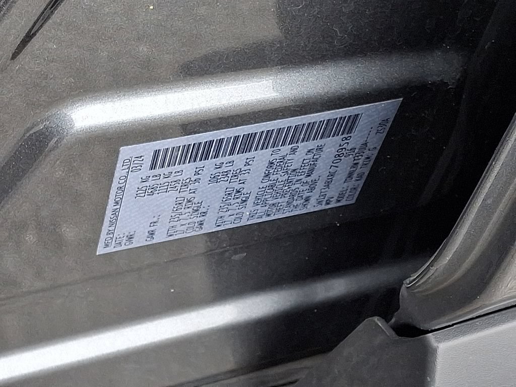 Used 2024 Nissan Rogue S AWD/4WD image 27