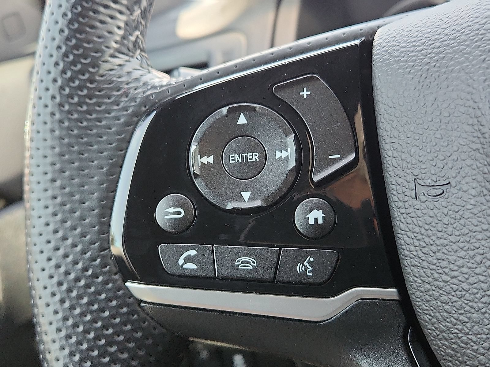 Used 2023 Honda Passport Elite image 18