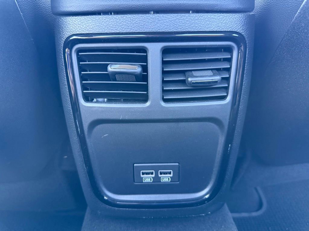 Used 2023 Dodge Charger R/T w/ Harman/Kardon Audio Group RWD image 17
