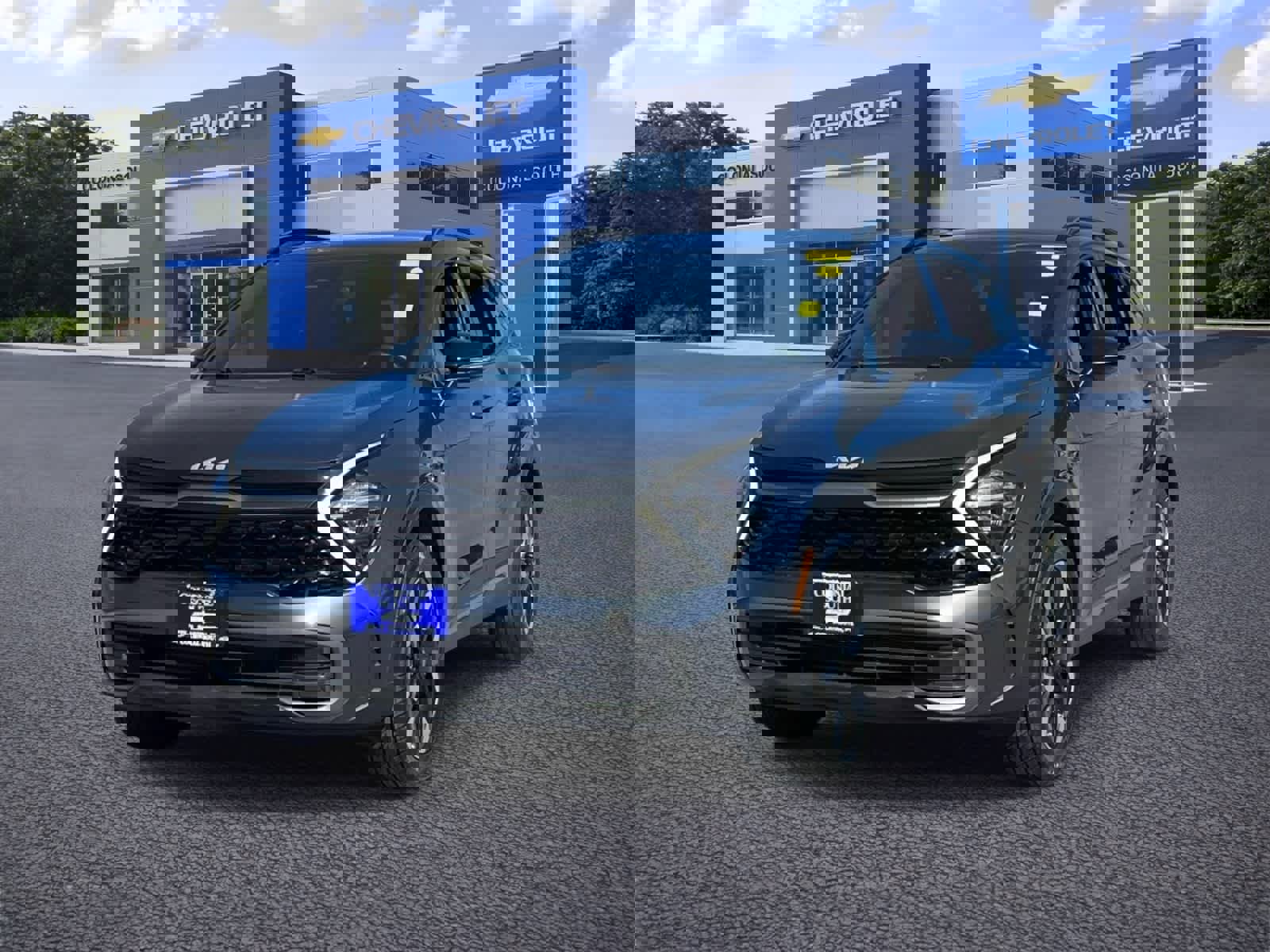 Used 2023 Kia Sportage X-Line w/ X-Line Premium Package AWD/4WD image 2