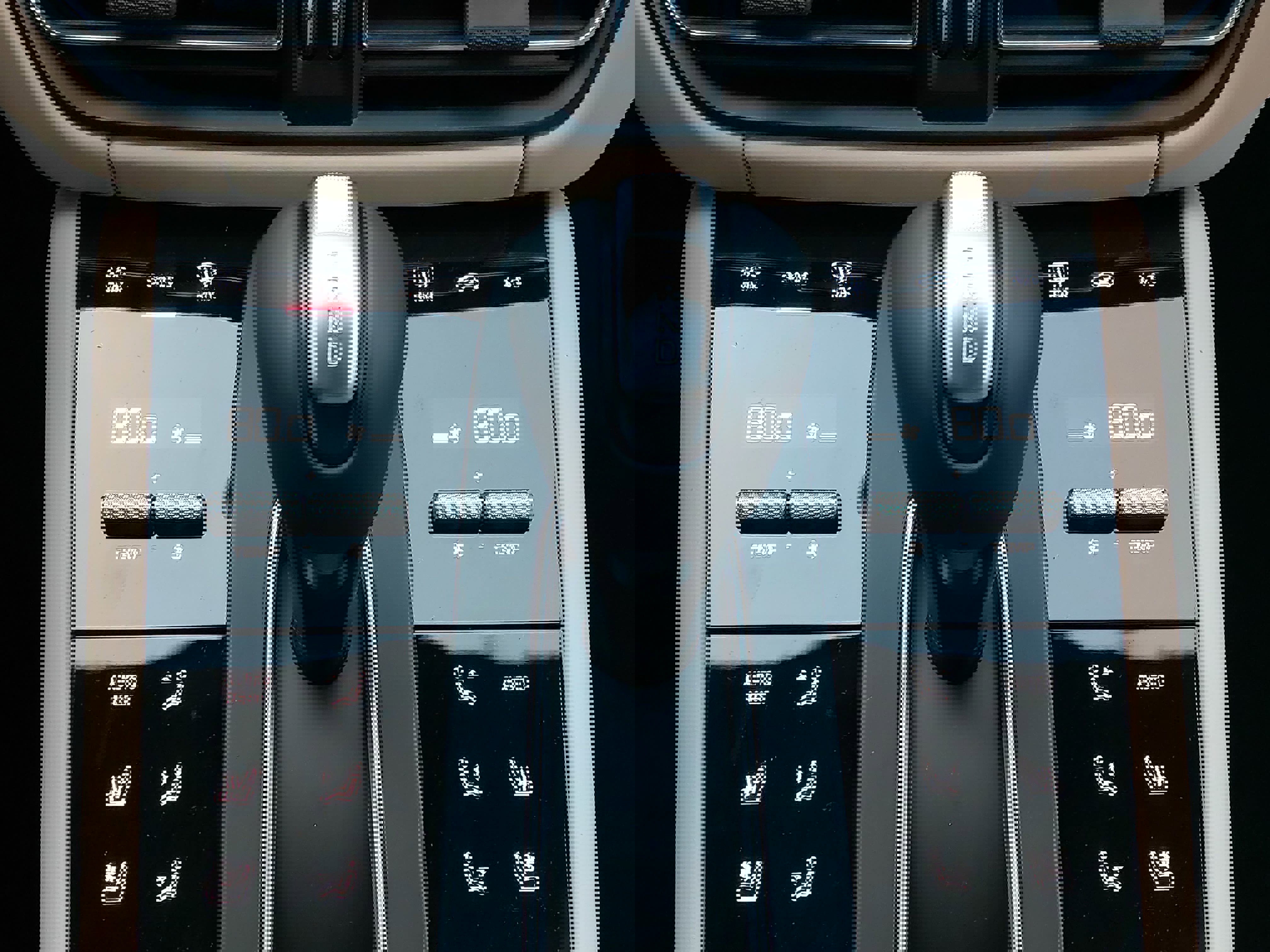 New 2026 Porsche Macan AWD/4WD image 23