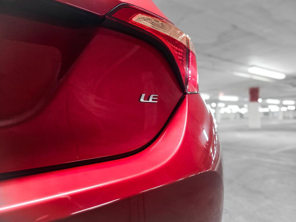 Used 2017 Toyota Corolla LE w/ LE Premium Package w/Moonroof FWD image 11
