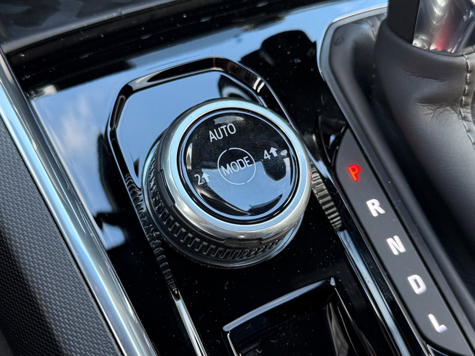 New 2026 GMC Canyon Elevation w/ Technology Package image 32