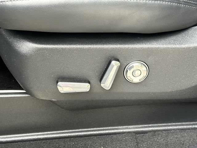Used 2025 Lincoln Navigator Reserve AWD/4WD image 40