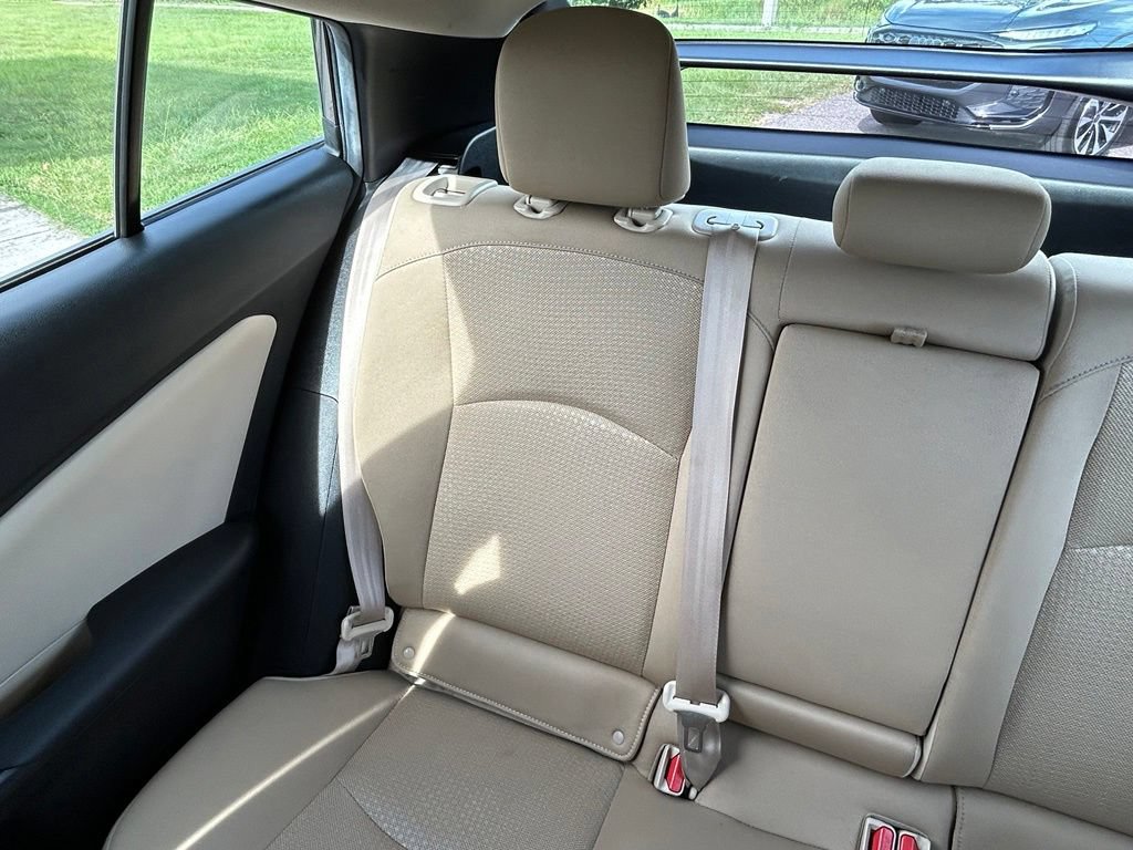 Used 2021 Toyota Prius LE FWD image 12