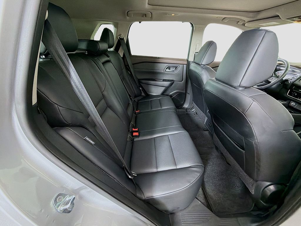 Used 2023 Nissan Rogue SV w/ SV Premium Package image 22